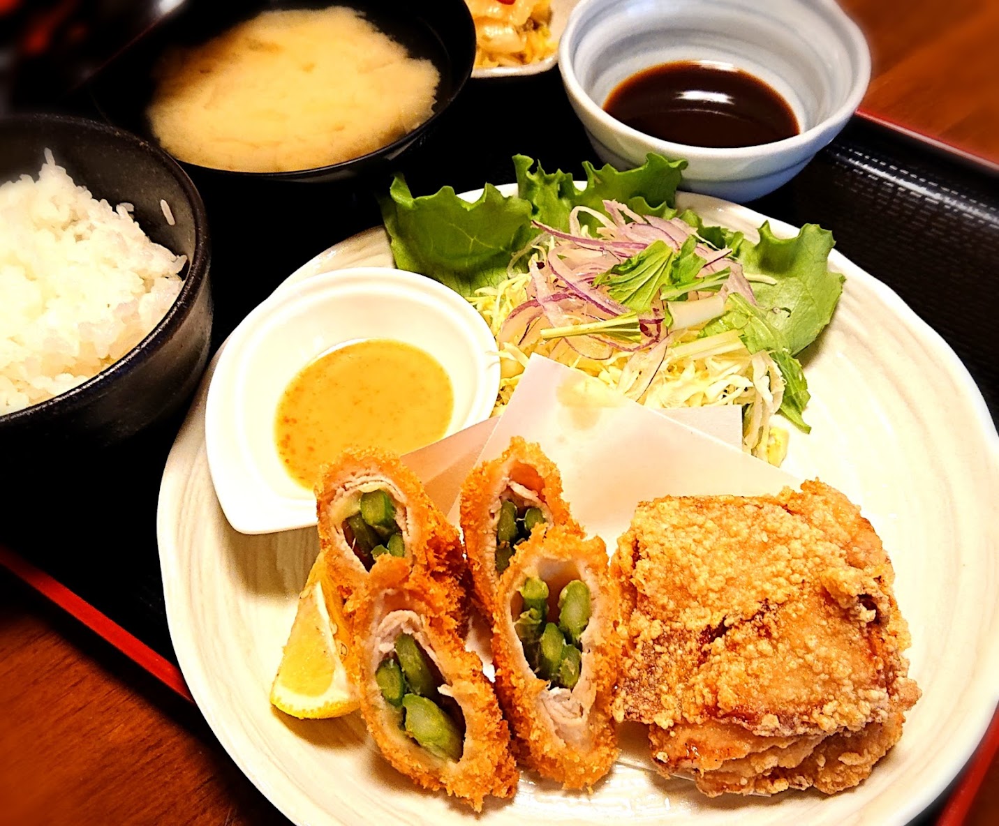 アスパラチーズ豚肉巻揚＆唐揚ランチ