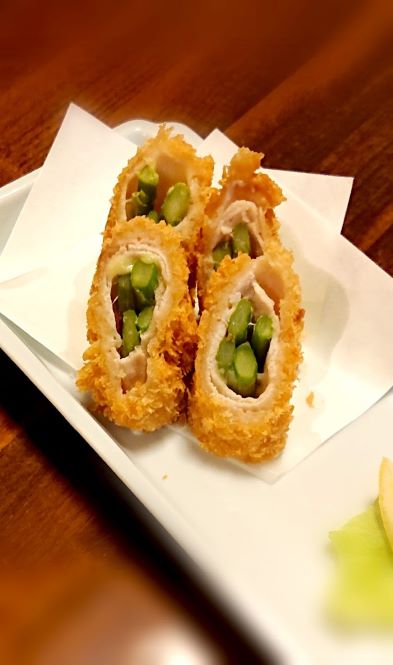 アスパラチーズ豚肉巻揚